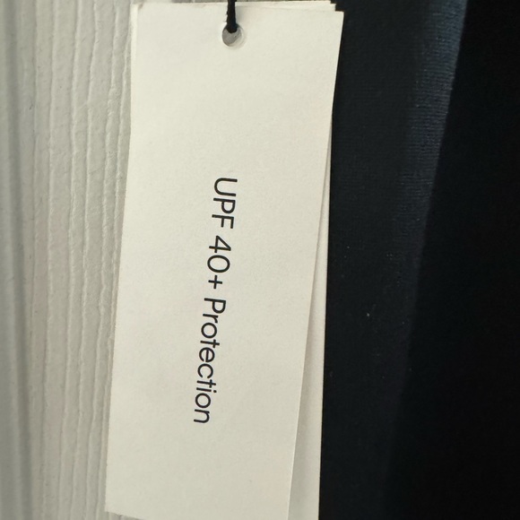 Calvin Klein Swimwear UPF 40+ Men’s XXL Black Shirt NWT - Picture 5 of 5